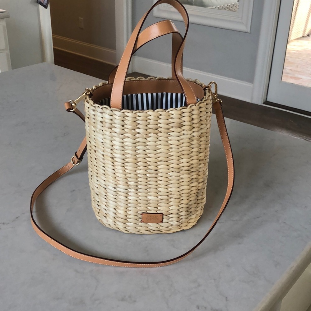 ☀️Frances Valentine Large Natural Bucket Handbag